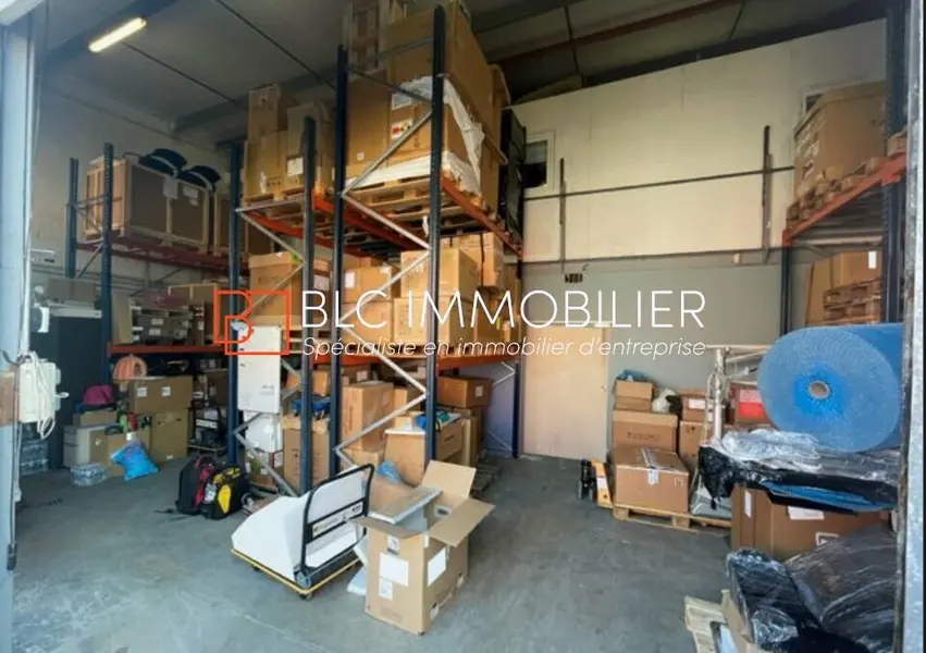 LOCAL  D'ACTIVITES 180m² A LOUER 13400 AUBAGNE