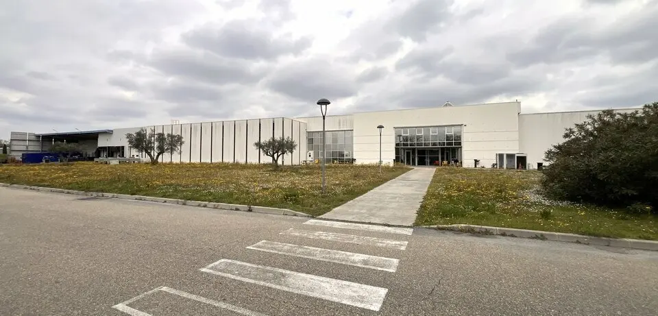 A louer Entrepôt 10235m² Châteaurenard
