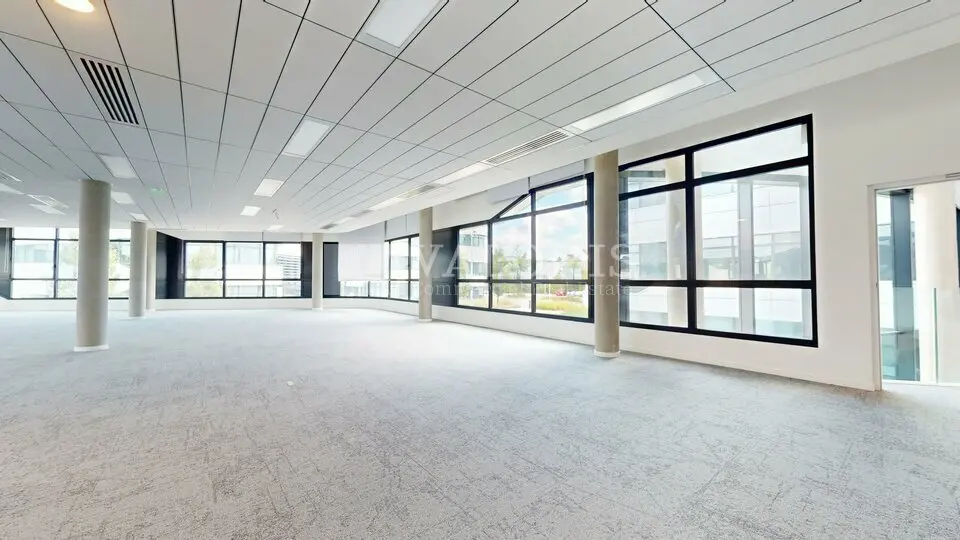 RACING PARK offre à ses occupants un cadre de travail privilégié.