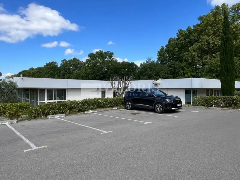 A louer Bureaux 320m² Les Pennes-Mirabeau