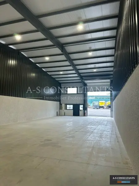 A louer Entrepôt 250m² Tournon