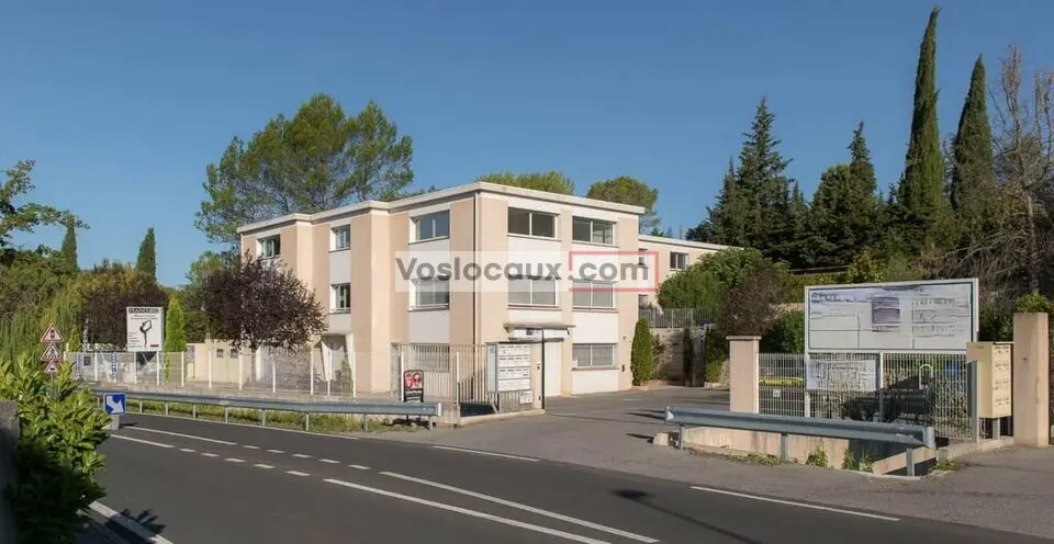 A Louer : Bureaux de 44 m² à MOUANS-SARTOUX
