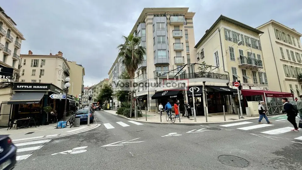 À louer : bureaux lumineux de 50 m² au cur du centre-ville de Nice
