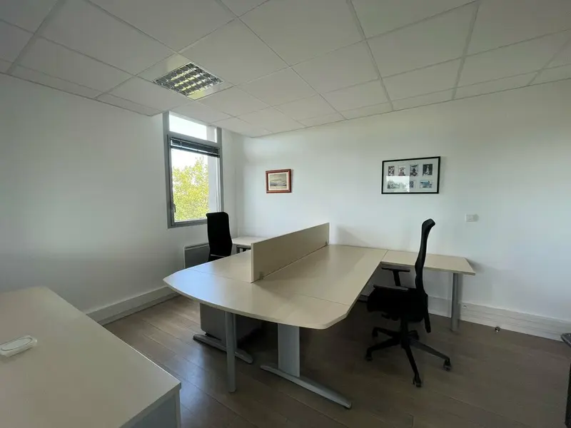 A VENDRE - BUREAUX - VANNES