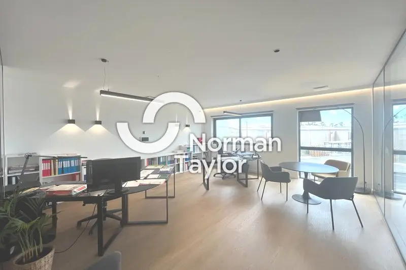 A louer Bureaux 200m² Mauguio