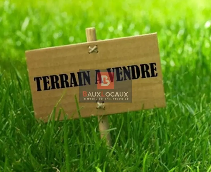 VENTE TERRAIN 4 640 M² LAMANON