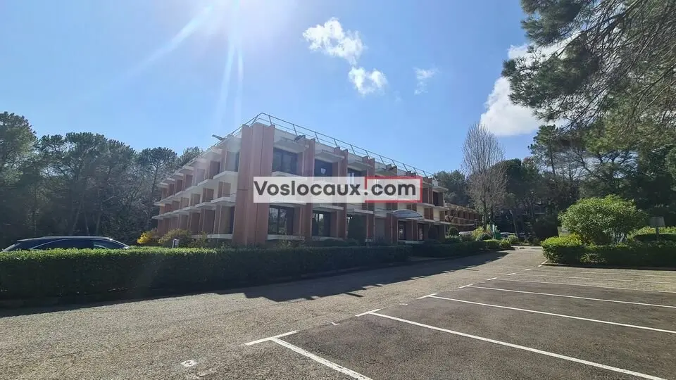 A louer Bureaux 84.44m² Valbonne