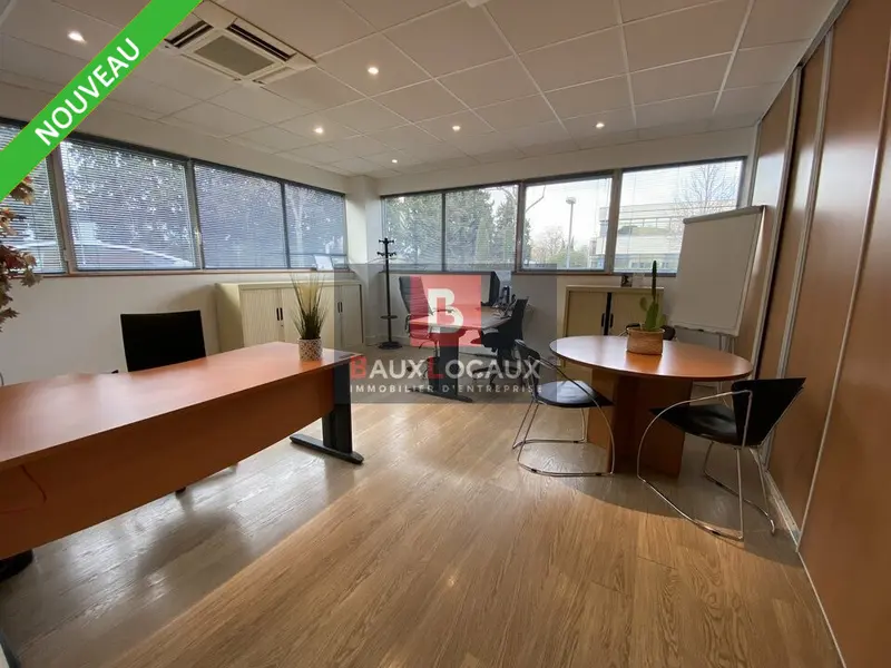 A VENDRE BUREAUX DE 300 M² AVIGNON AGROPARC 