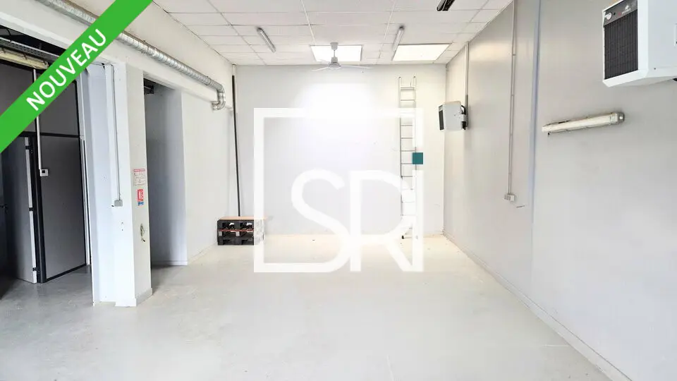 A louer Entrepôt 126.93m² Cournon-d'Auvergne