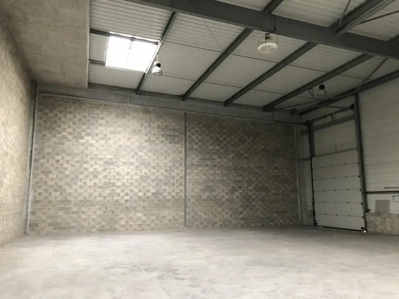 A louer Locaux d'activité 470m² Goussainville