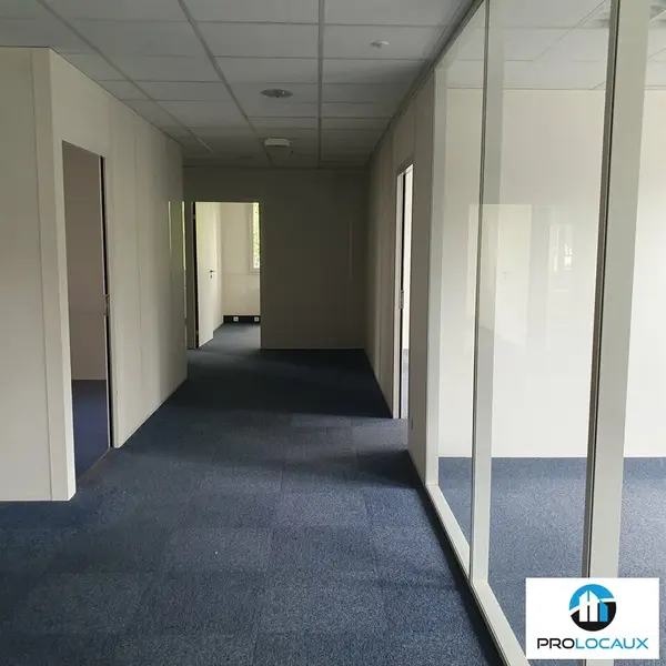 A louer Bureaux 190.6m² Meylan