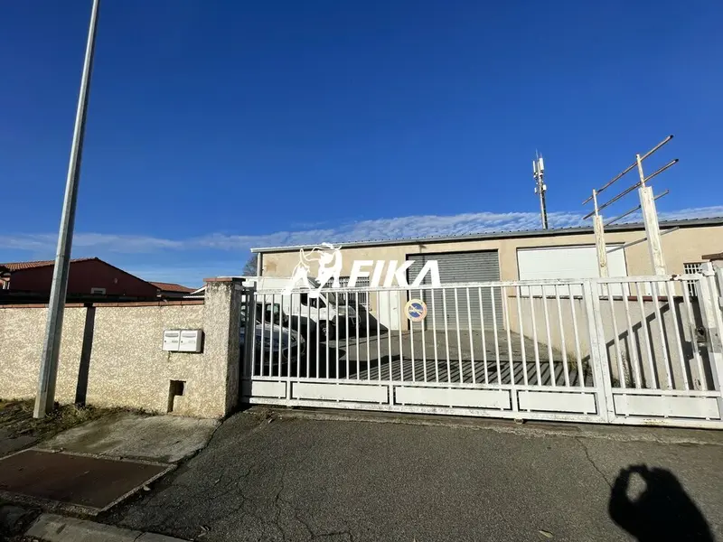 A LOUER LOCAL D'ACTIVITE 219 m² - (31270) CUGNAUX