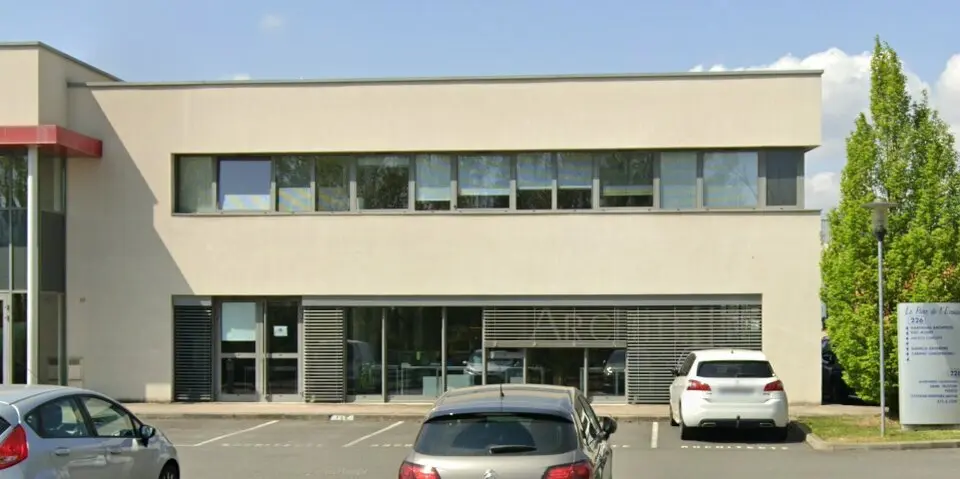 A louer Bureaux 133m² Limas