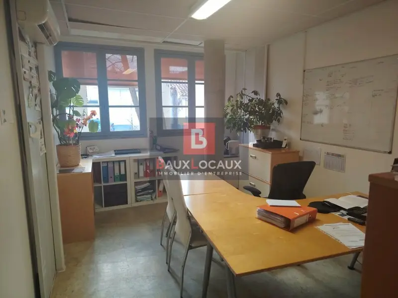 Location Bureau/locaux professionnels 157 m² Salon de Provence
