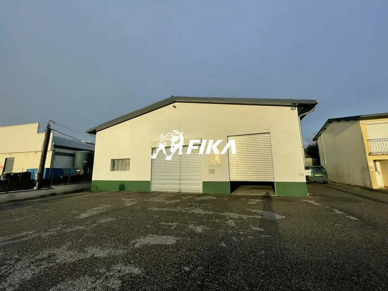 A LOUER LOCAL D'ACTIVITE 315 m² - (31450) ODARS