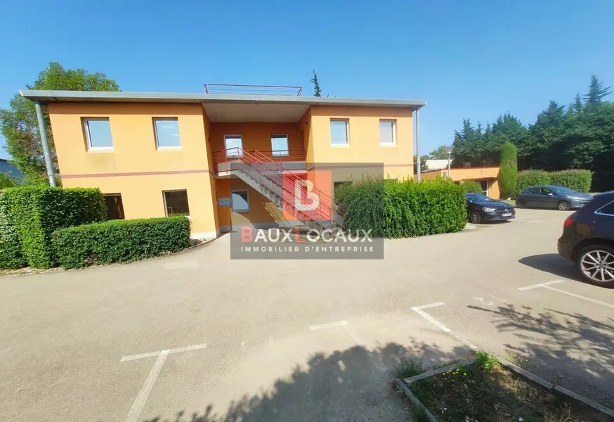 Bureaux à vendre d'environ 54 m²  Périphérie d'Avignon