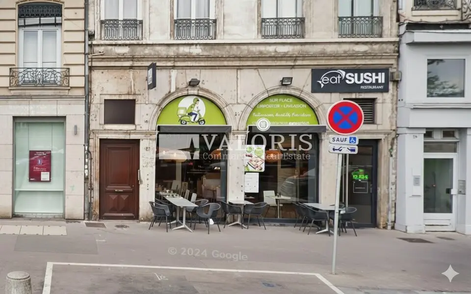 A vendre Local commercial  128.91m² Lyon 02