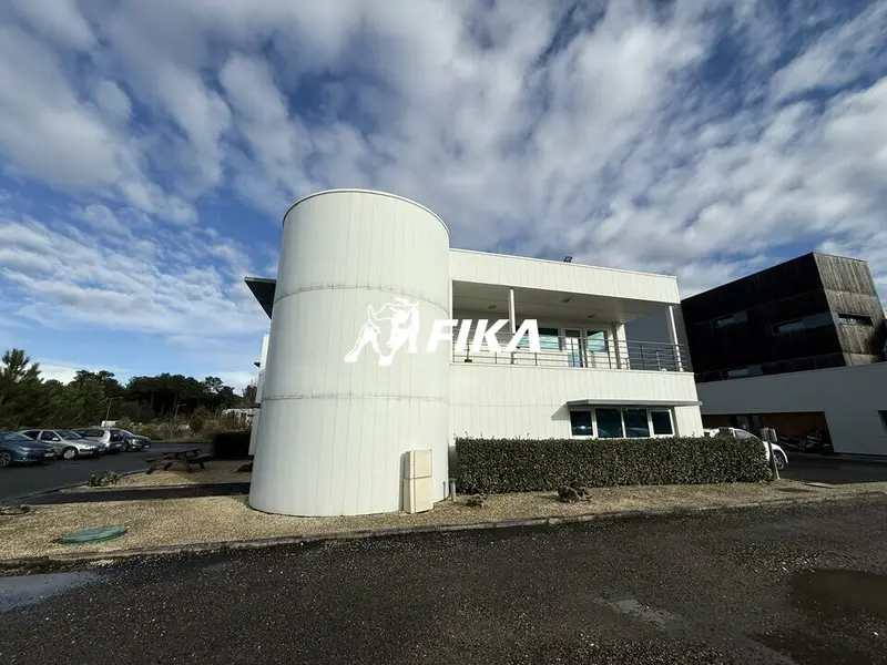 A LOUER - BUREAUX - 219 m² - TECHNOPOLE MARTILLAC