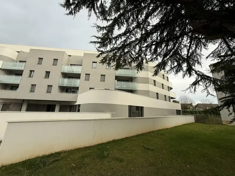 A LOUER - BUREAUX  BIHOREL  