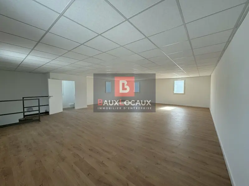 Location Bureau 87 m² Salon de Provence
