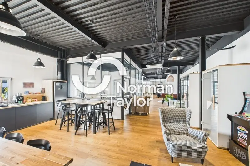 A louer Bureaux 220m² Pérols