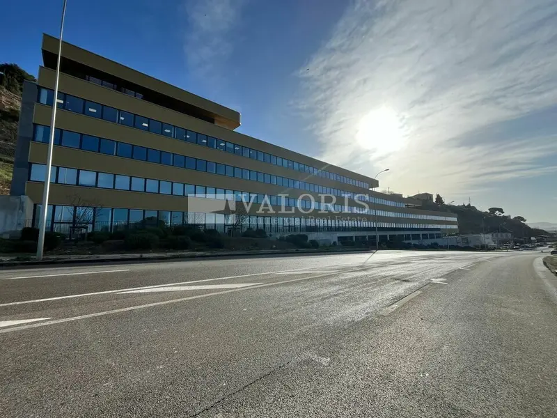 A louer Bureaux 5434m² Marseille 16