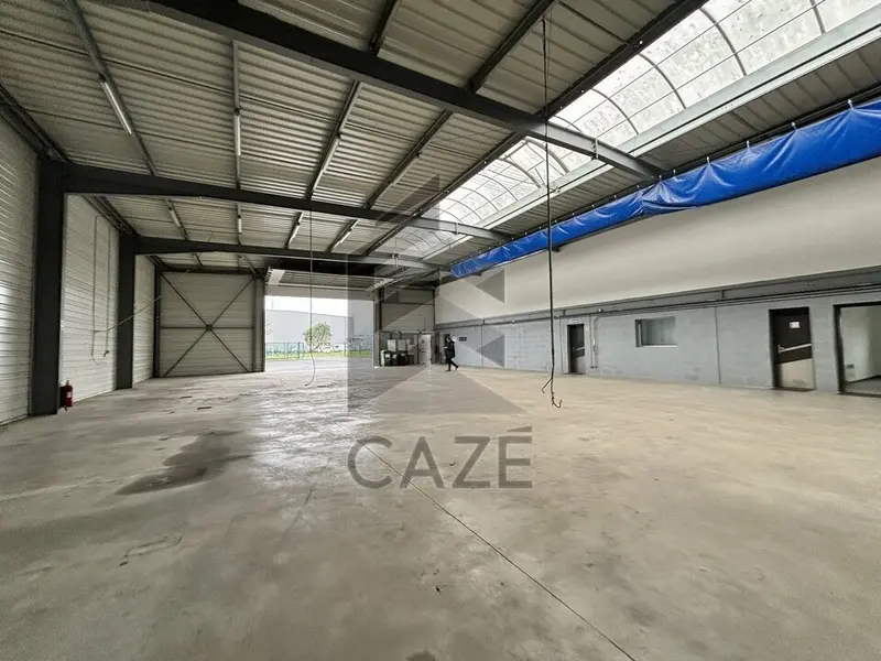 BÂTIMENT INDEPENDANT A LOUER 