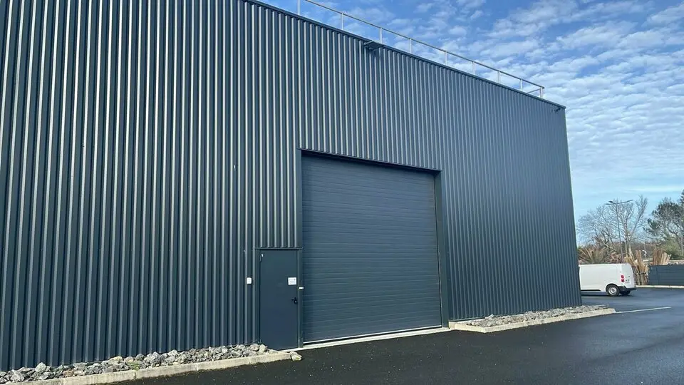 Entrepôt / Activité à louer - Lacanau (33680) - 419 m² - 2 310 €/mois