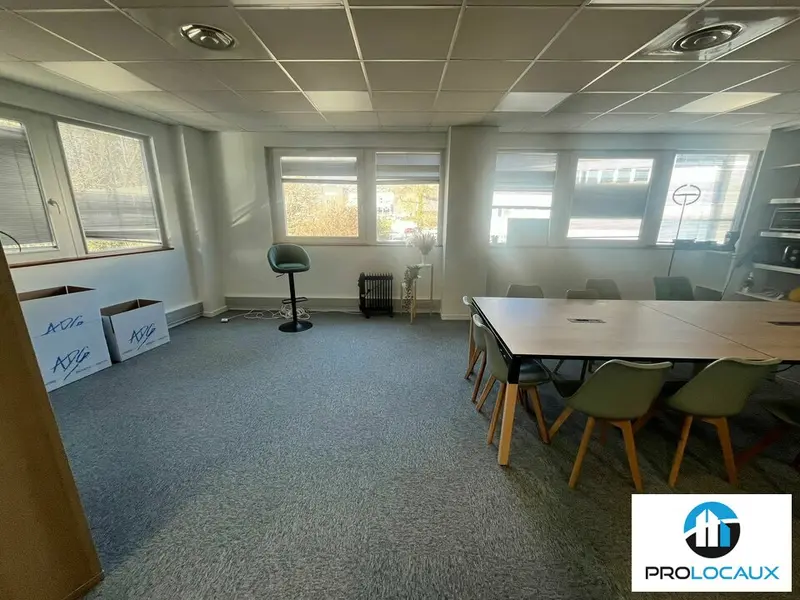 Bureau à louer - Montbonnot-Saint-Martin (38330) - 144 m² - 1 440 €/mois