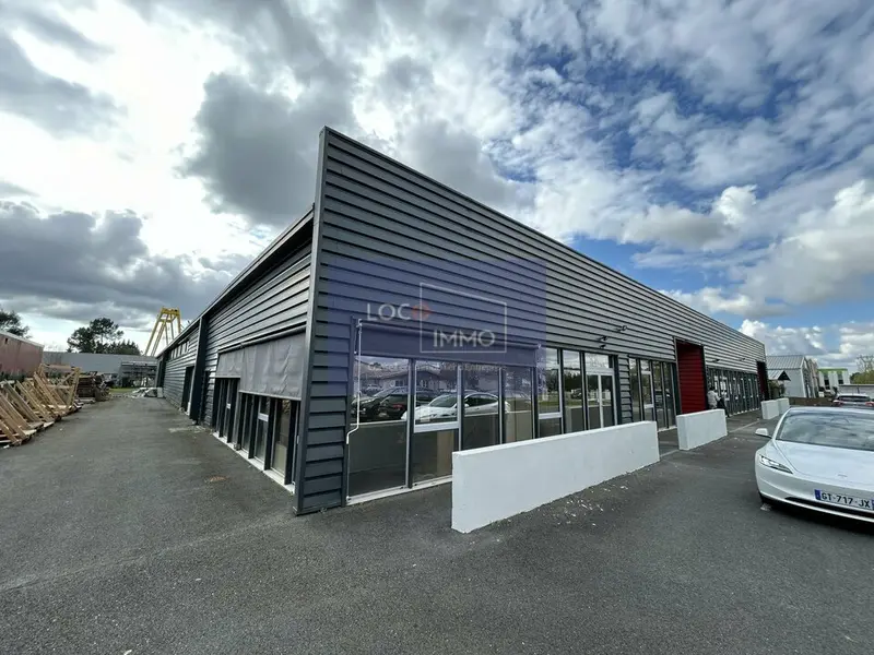 Entrepôt / Activité à louer - Pessac (33600) - 1320 m² - 7 500 €/mois