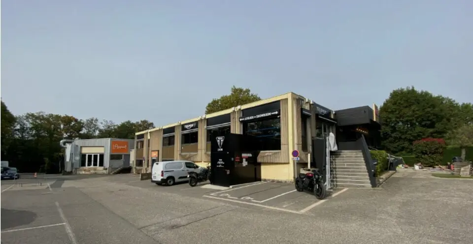 Local Commercial à louer - Dardilly (69570) - 360 m² - 5 400 €/mois