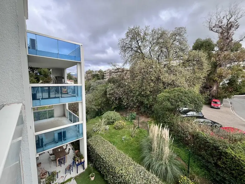 NICE OUEST CORNICHE FLEURIE