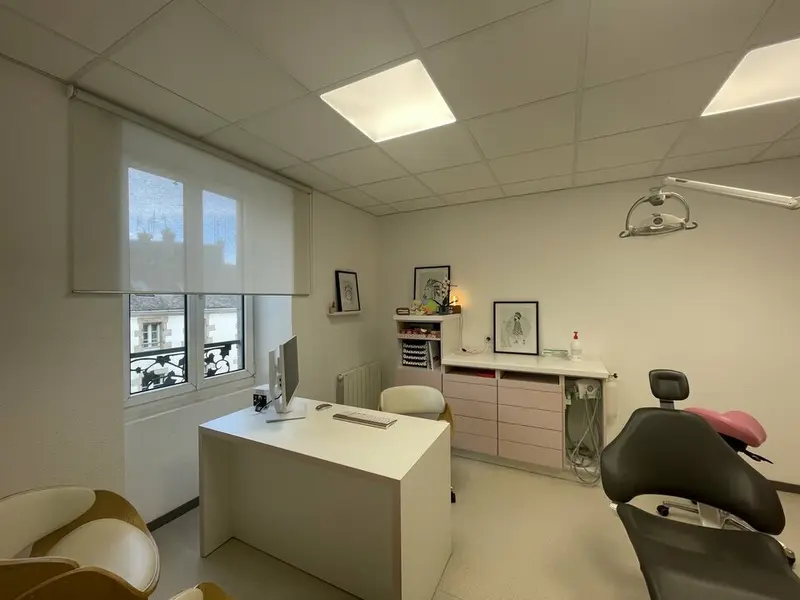 Bureau à vendre - Lorient (56100) - 145 m²