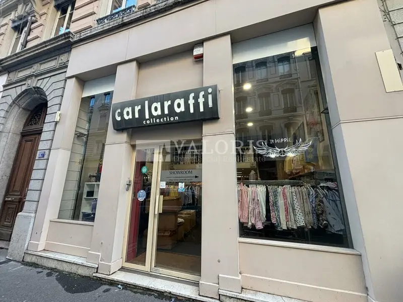 A vendre Local commercial  93m² Lyon 06