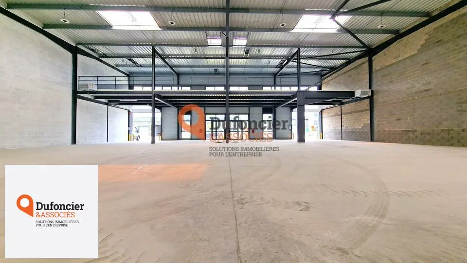 Entrepôt / Activité à louer - Poitiers (86000) - 792 m² - 4 620 €/mois