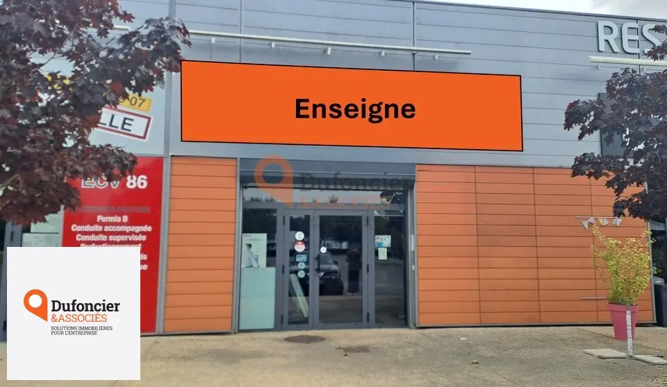 Local Commercial à louer - Vouillé (86190) - 100 m² - 1 125 €/mois