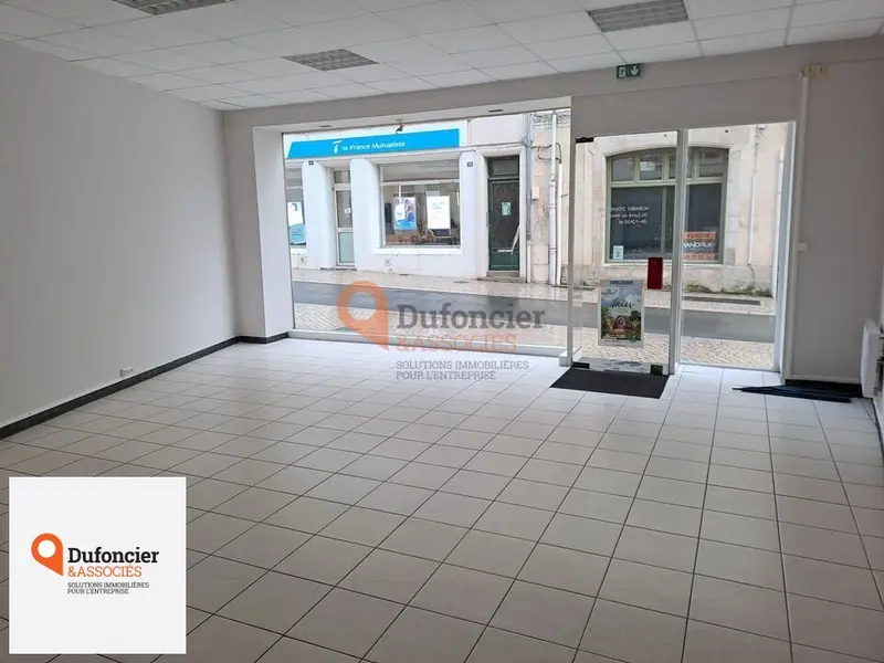 Local Commercial à louer - Poitiers (86000) - 40 m² - 730 €/mois