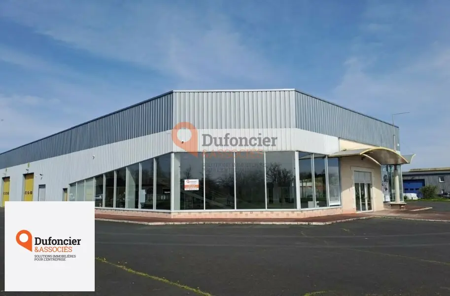 Local Commercial à louer - Antran (86100) - 640 m² - 2 990 €/mois