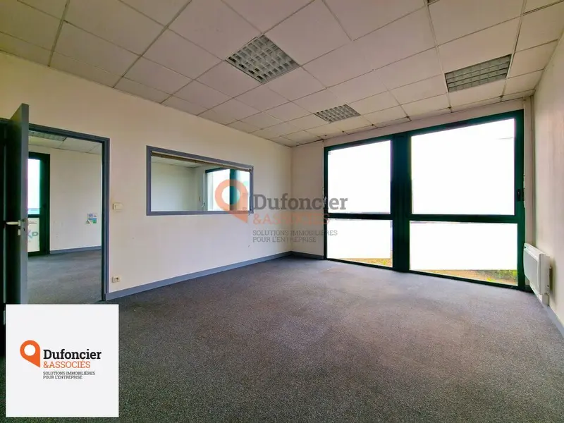 Bureau à louer - Poitiers (86000) - 118 m² - 983 €/mois