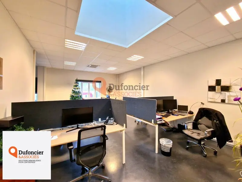 Bureau à vendre - Saint-Benoît (86280) - 153 m²