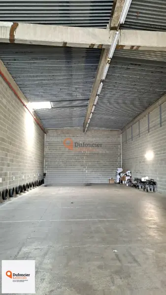 Entrepôt / Activité à louer - Châtellerault (86100) - 568 m² - 3 472 €/mois