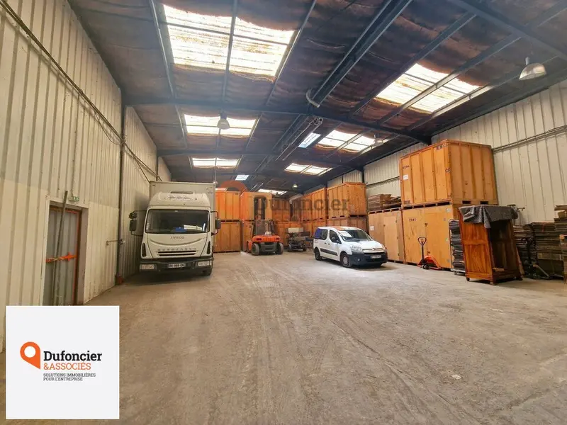 Entrepôt / Activité à vendre - Mignaloux-Beauvoir (86550) - 829 m²