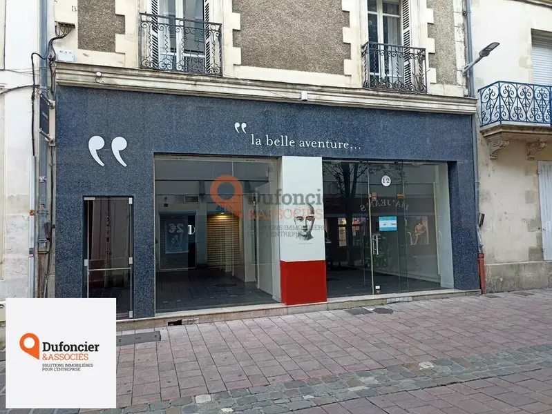 Local Commercial à vendre - Poitiers (86000) - 117 m²