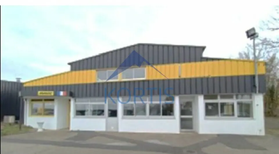 A vendre Locaux d'activité 6354.7m² Saint-Trivier-sur-Moignans