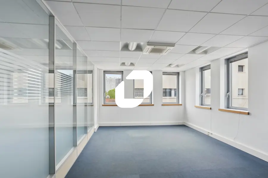 Bureau à louer - Nanterre (92000) - 2979 m²