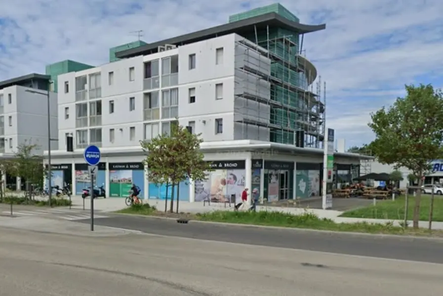 Local Commercial à louer - Anglet (64600) - 278 m² - 5 833 €/mois
