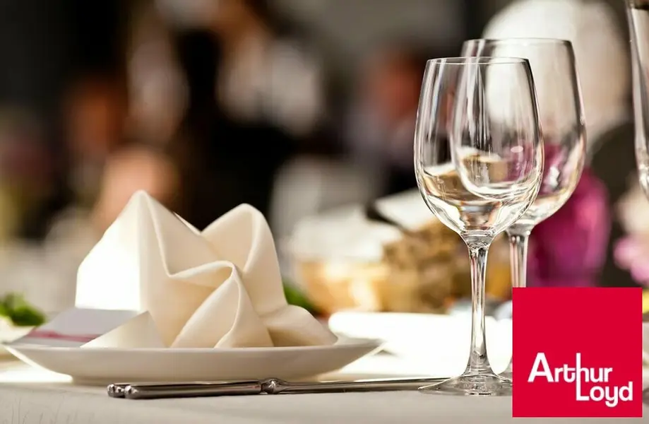 Très joli restaurant avec terrasse Plein centre de Biarritz 