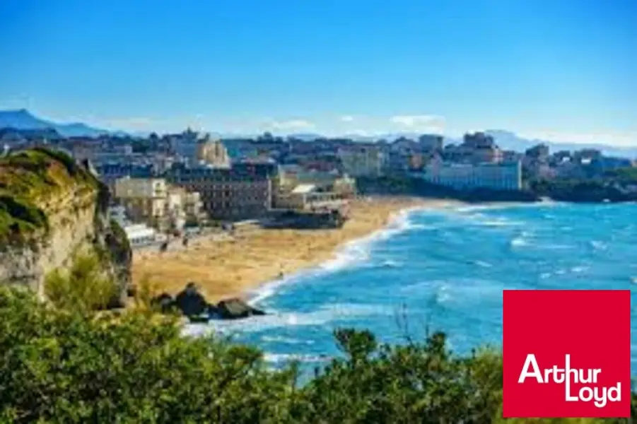 Bureau à louer - Biarritz (64200) - 73 m² - 1 162 €/mois