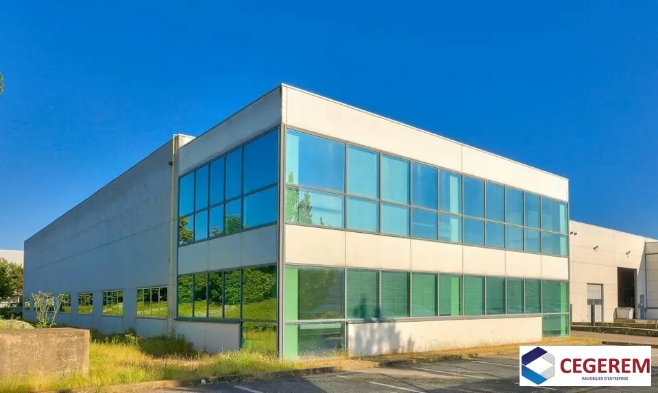 Entrepôt / Activité à louer - Chilly-Mazarin (91380) - 2647 m² - 37 499 €/mois