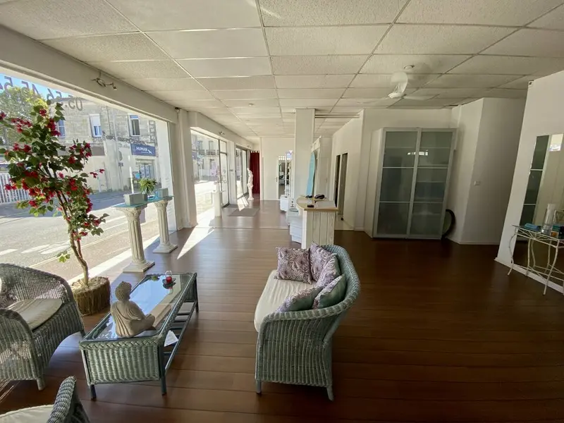 Local Commercial à vendre - Pessac (33600) - 150 m²
